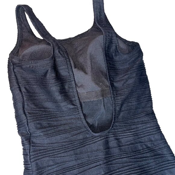 Gottex Vintage Womens One Piece Swimsuit Size 10 Black Textured Low Back Classic - Picture 4 of 13